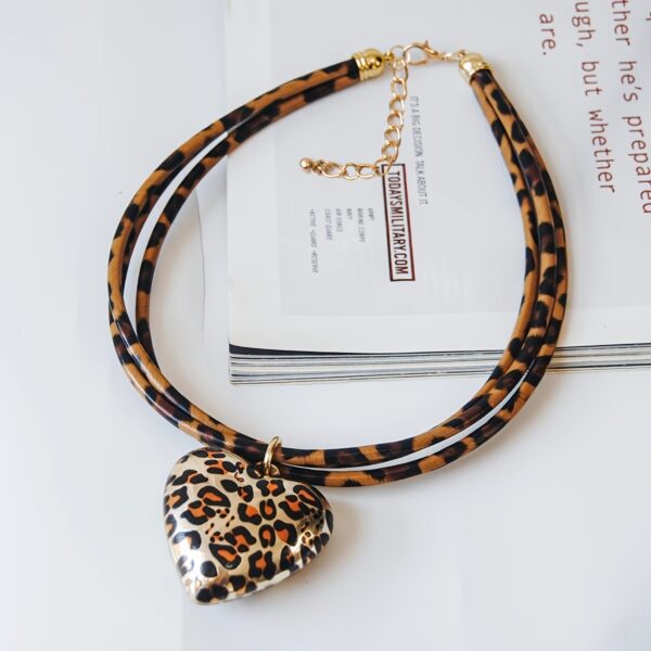 Love Leopard Pendant Multi-layer Leather String Necklace - Image 5